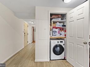 209 N 4TH Street F4, Philadelphia PA 19106