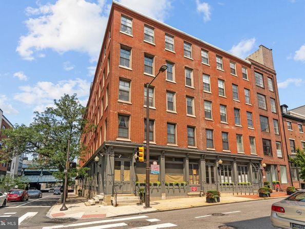 209 N 4TH Street F4, Philadelphia PA 19106