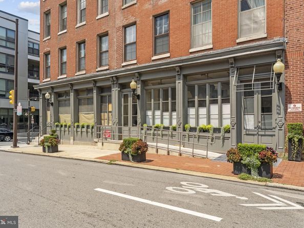 209 N 4TH Street F4, Philadelphia PA 19106