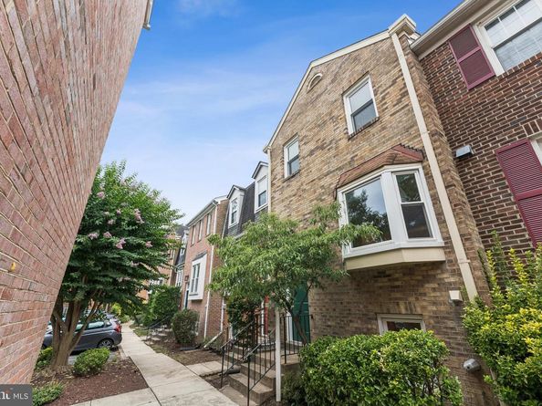 3836 Brighton Court, Alexandria VA 22305