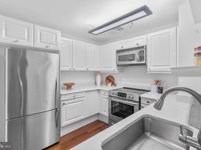 1500 Chestnut Street 7I, Philadelphia PA 19102