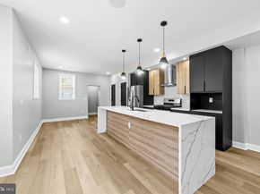 914 W Duncannon Avenue, Philadelphia PA 19141