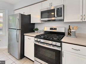 7527 Chrisland Cove, Falls Church VA 22042
