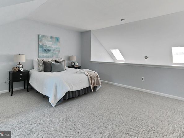 7527 Chrisland Cove, Falls Church VA 22042