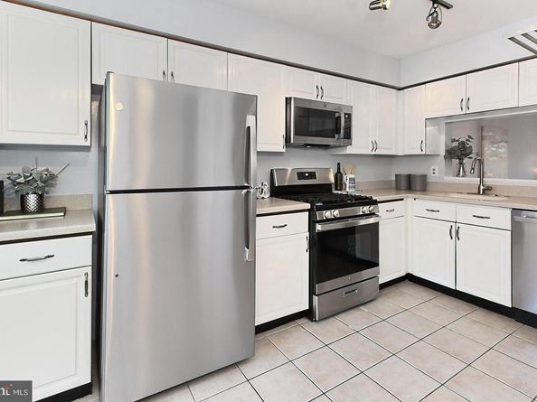 7527 Chrisland Cove, Falls Church VA 22042