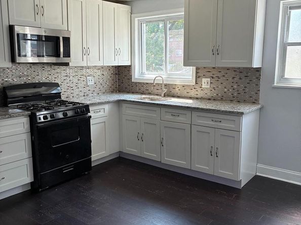 904 Delview Drive, Folcroft PA 19032