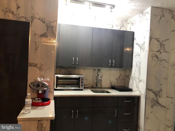 2101 Chestnut Street 519, Philadelphia PA 19103