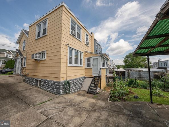 105 N Fairview Avenue, Upper Darby PA 19082
