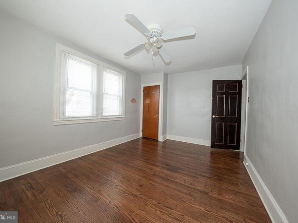 105 N Fairview Avenue, Upper Darby PA 19082