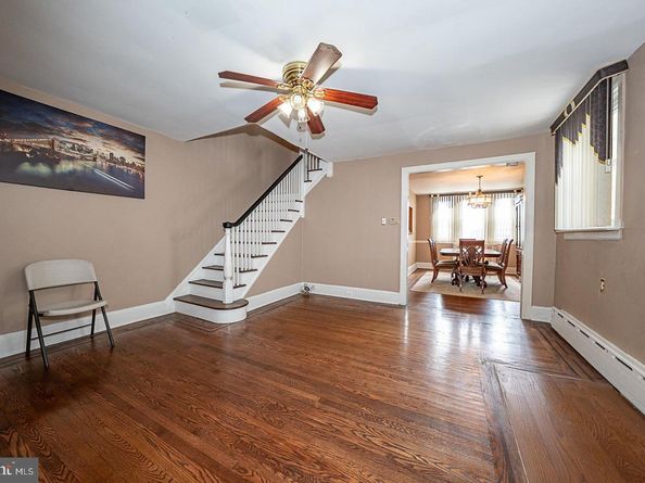 105 N Fairview Avenue, Upper Darby PA 19082