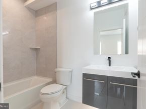 1111 E Dunton Street, Philadelphia PA 19123