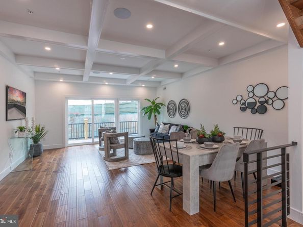 1111 E Dunton Street, Philadelphia PA 19123