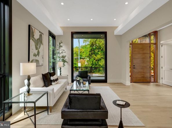 1853 Massachusetts Avenue, Mclean VA 22101