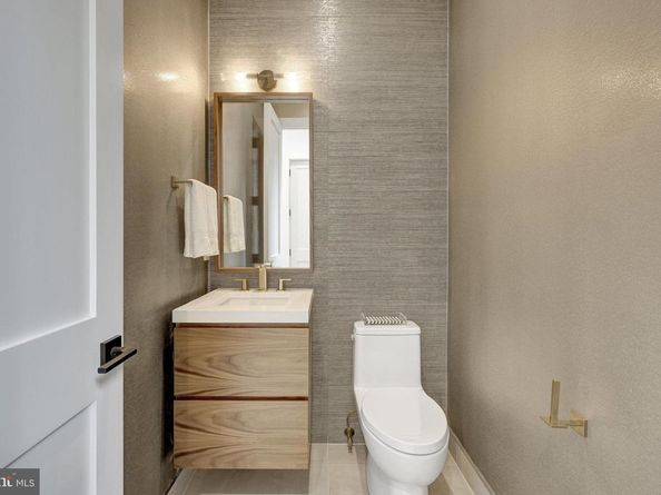 1853 Massachusetts Avenue, Mclean VA 22101
