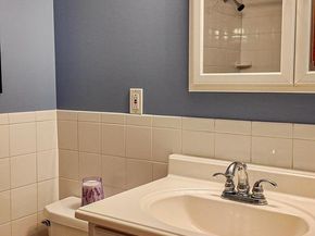 3300 Ashfield Lane, Philadelphia PA 19114