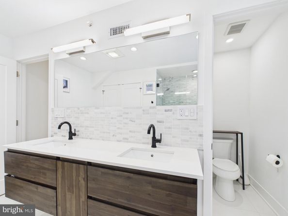 2323 Gaul, Philadelphia PA 19125