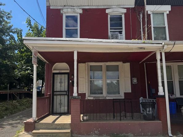 37 W Seymour Street, Philadelphia PA 19144