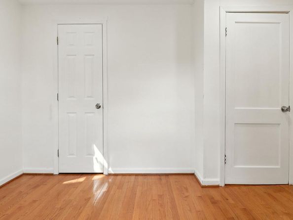 6911 Arlington, Falls Church VA 22042