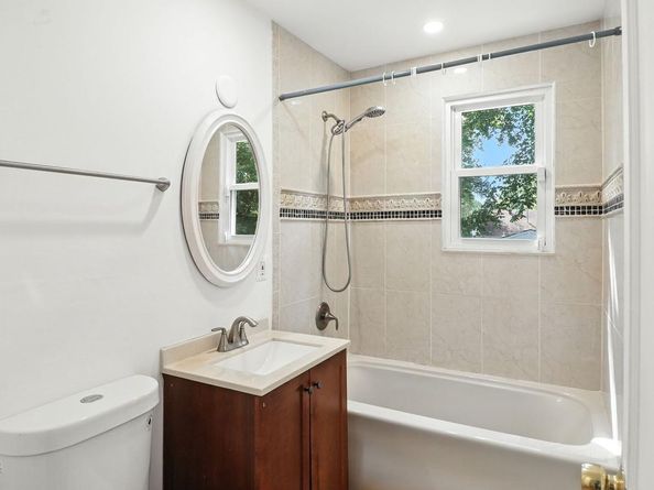 6911 Arlington, Falls Church VA 22042