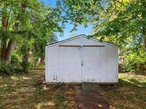 6911 Arlington, Falls Church VA 22042