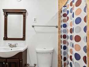 6911 Arlington, Falls Church VA 22042