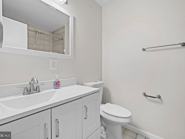 11905 Ambleside Drive, Potomac MD 20854