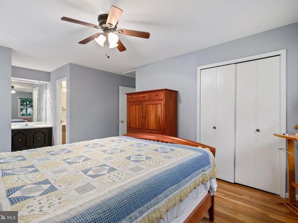 11905 Ambleside Drive, Potomac MD 20854