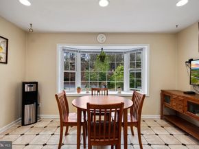 11905 Ambleside Drive, Potomac MD 20854