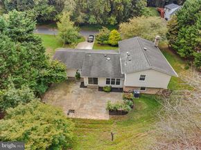 11905 Ambleside Drive, Potomac MD 20854