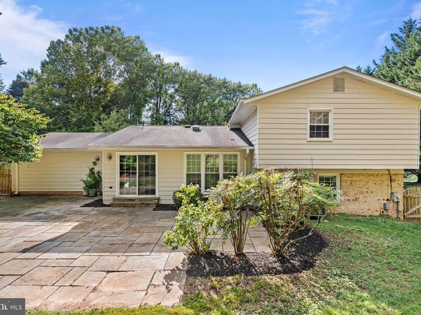 11905 Ambleside Drive, Potomac MD 20854