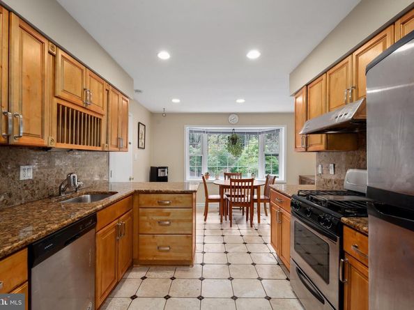 11905 Ambleside Drive, Potomac MD 20854