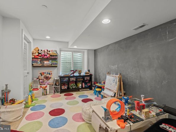 1124-34 N American Street 8, Philadelphia PA 19123