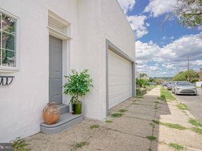 576 Hermitage Street, Philadelphia PA 19128