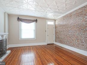 576 Hermitage Street, Philadelphia PA 19128