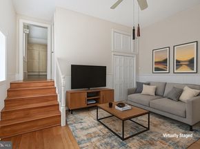 576 Hermitage Street, Philadelphia PA 19128