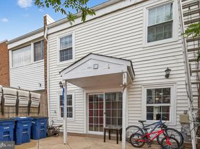 1232 Wilshire Drive, Herndon VA 20170