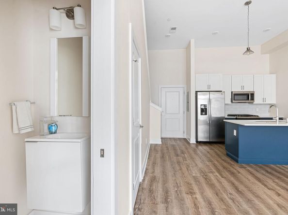 1115 N American Street 4D, Philadelphia PA 19123