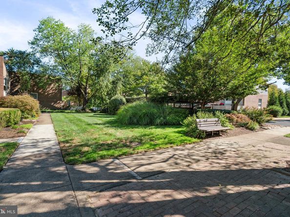 11478 Links Drive, Reston VA 20190