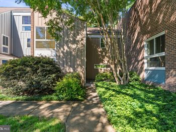 11478 Links Drive