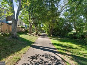 11478 Links Drive, Reston VA 20190