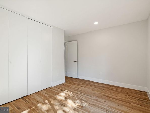 11478 Links Drive, Reston VA 20190