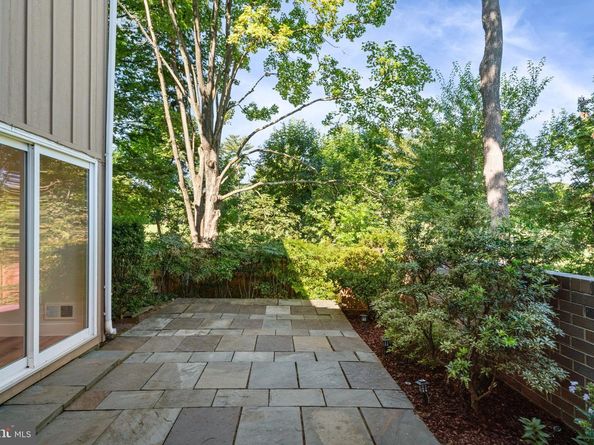 11478 Links Drive, Reston VA 20190