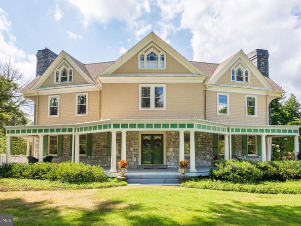 312 S Waterloo Road, Devon PA 19333