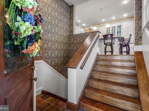 312 S Waterloo Road, Devon PA 19333