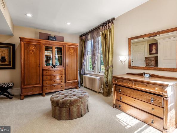 312 S Waterloo Road, Devon PA 19333