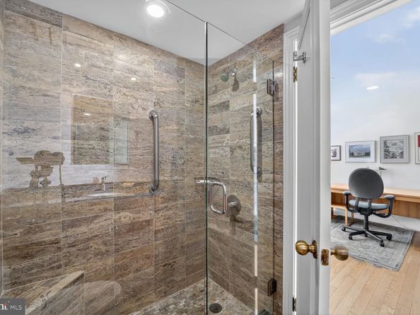 4550 N Park Avenue 1005, Chevy Chase MD 20815