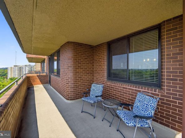 4550 N Park Avenue 1005, Chevy Chase MD 20815