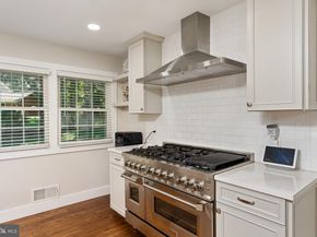 2425 Hunter Mill Road, Vienna VA 22181