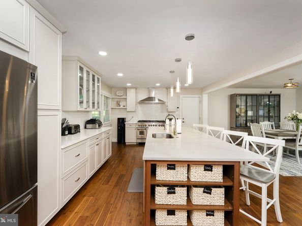 2425 Hunter Mill Road, Vienna VA 22181