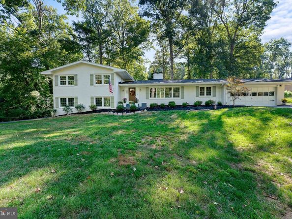 2425 Hunter Mill Road, Vienna VA 22181